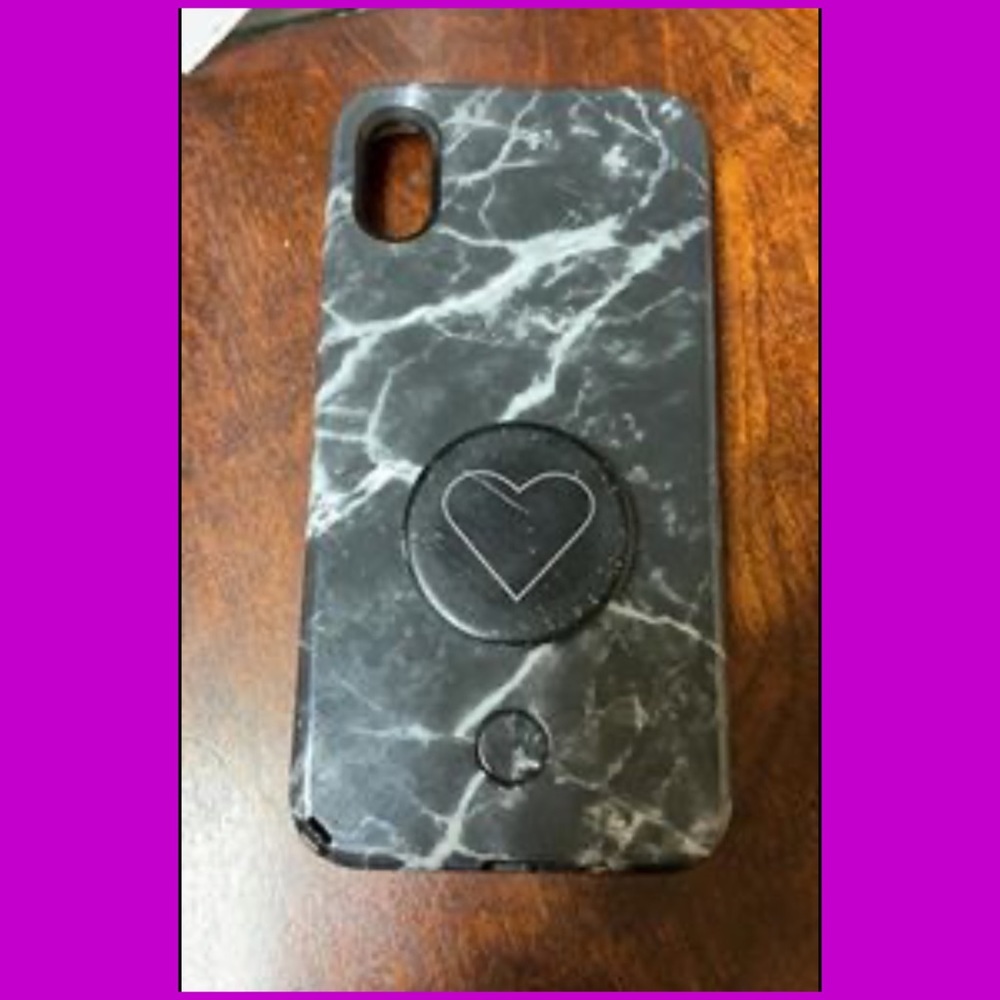 A lumee iphoneX case
